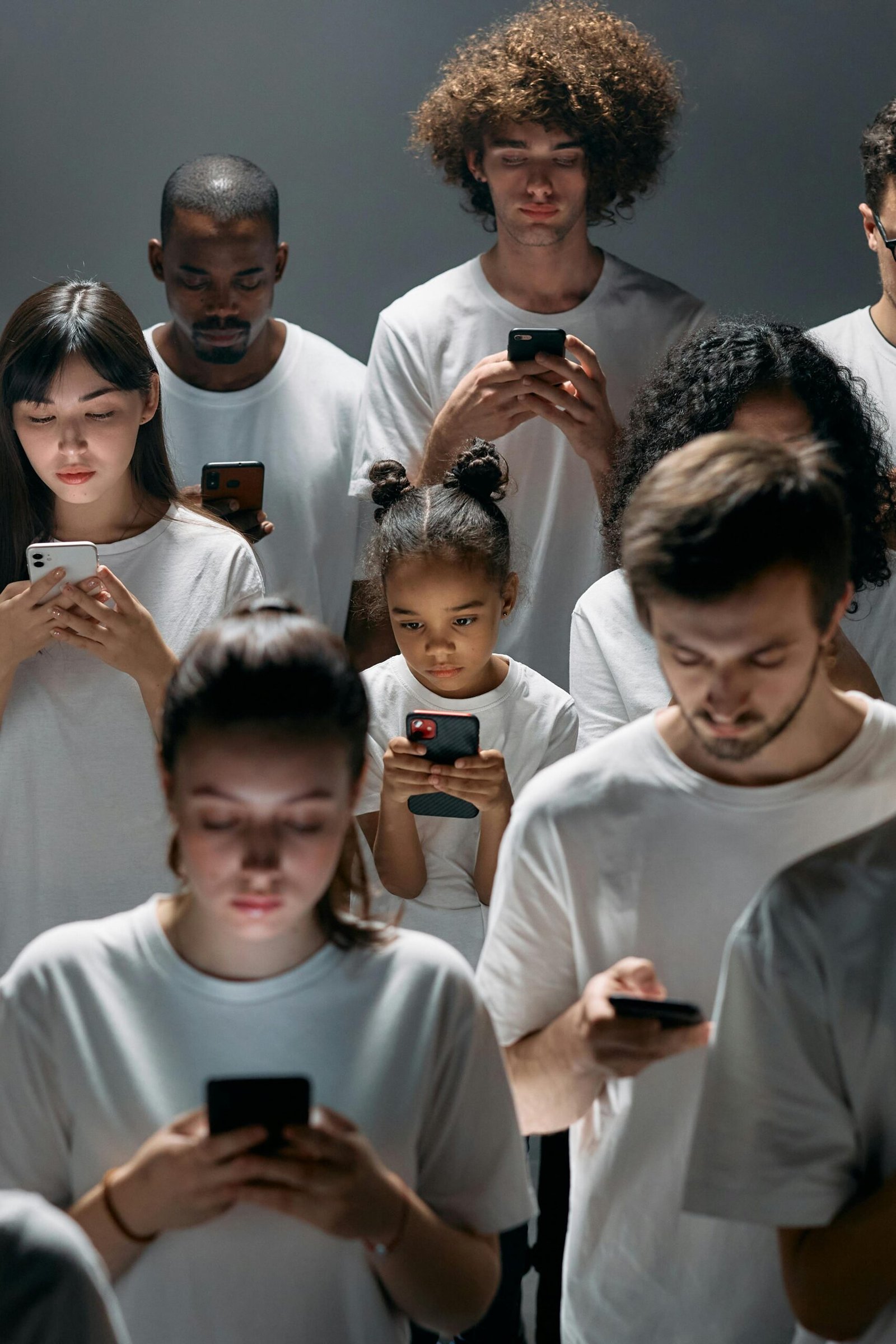 Individual Therapy 3 Phone addiction, loneliness, counselling services, addiction