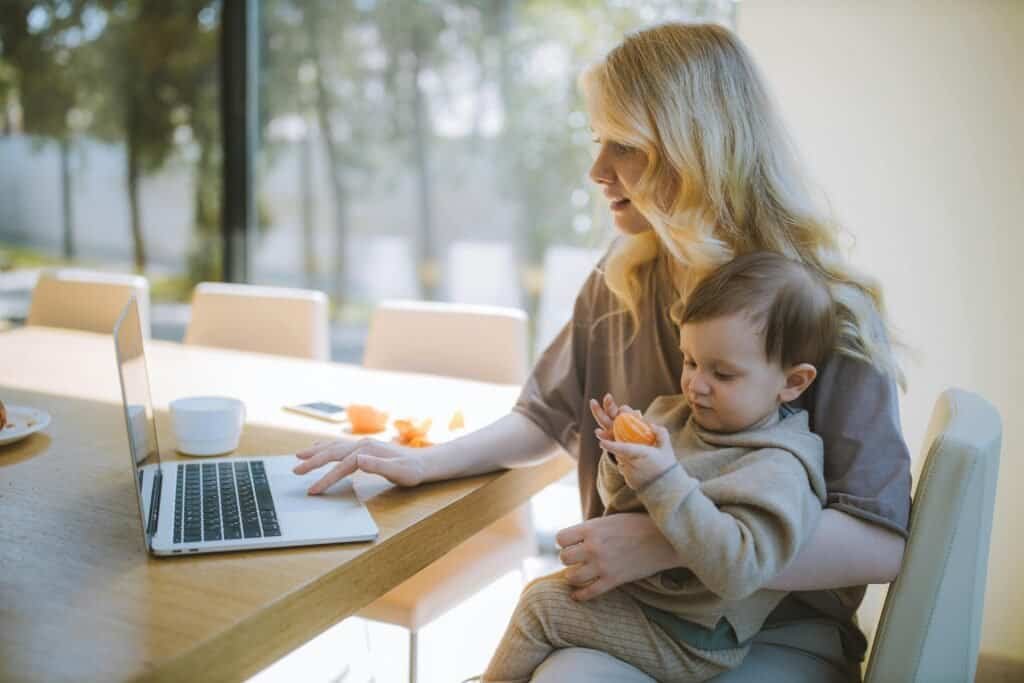 Parenting in the Modern Era 1 remote working and parenting, mental health support, technology
